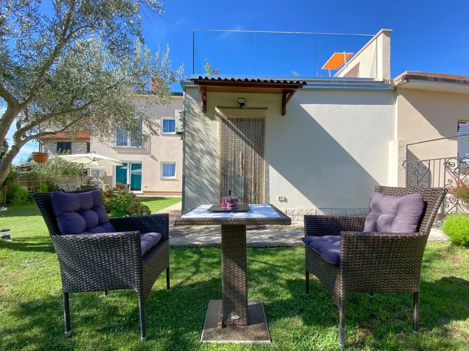 Für 2 Personen ca. 20 m&sup2; in Novigrad, Adriaküste Kroatien (Westküste von I-Image-tags.info