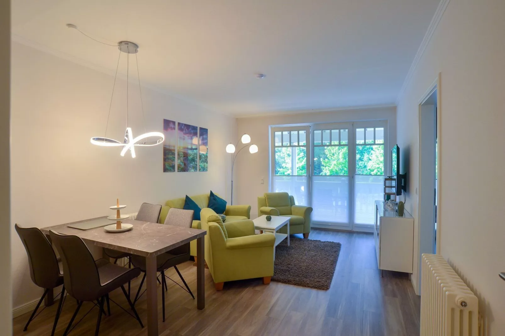 DP 3-6 EG/OG/DG 6 Personen-Living room