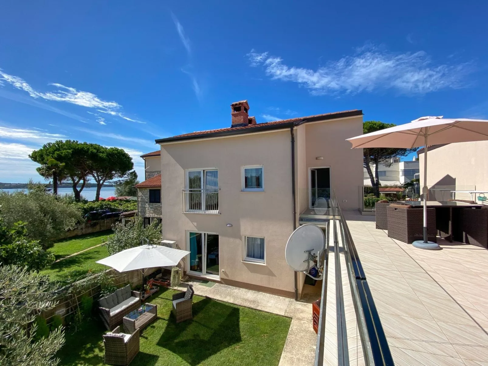 Für 6 Personen ca. 55 m&sup2; in Novigrad, Adriaküste Kroatien (Westküste von I-Outside