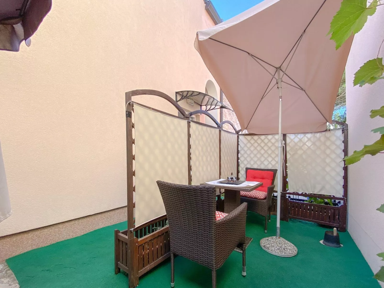 Für 2 Personen ca. 20 m&sup2; in Novigrad, Adriaküste Kroatien (Westküste von I-Drinnen