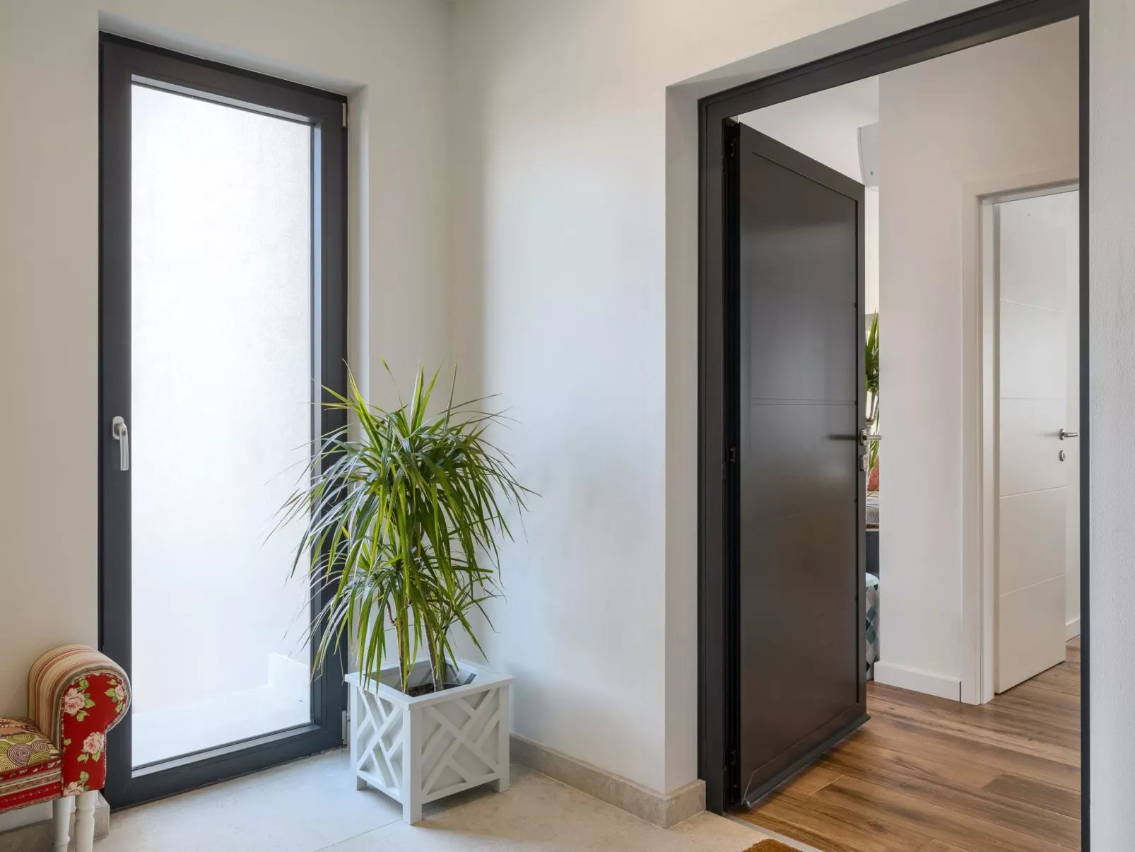 Charmante Ferienwohnung mit Balkon-Dedans