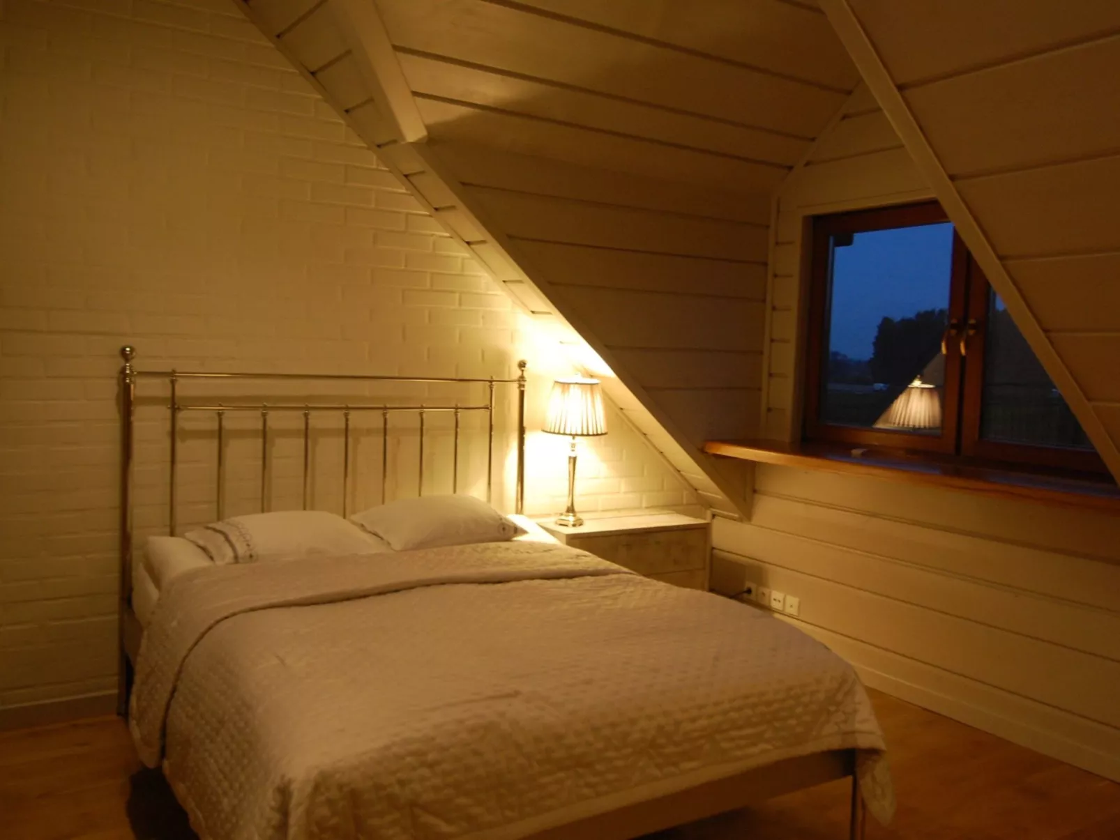 Mit Schwimmbad-Inside