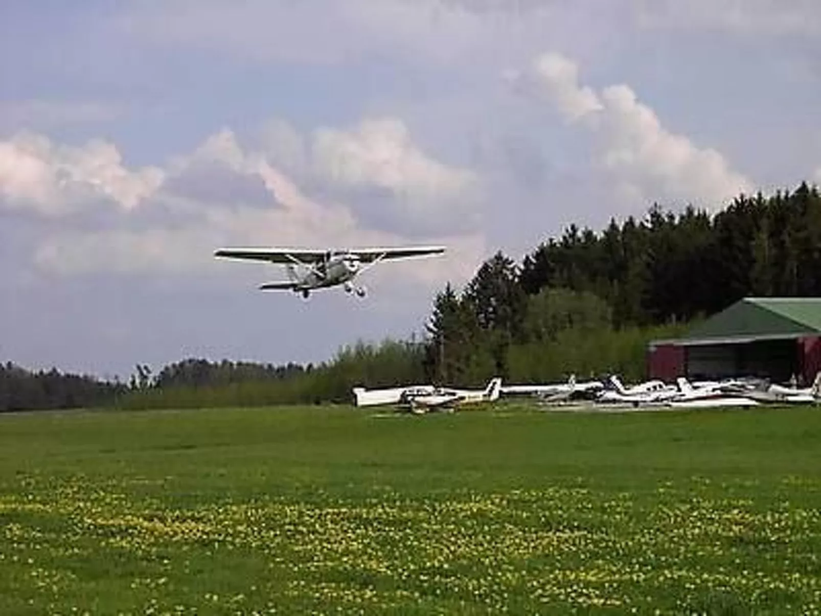Große Ferienwohnung in Sinbronn mit Garten-Draußen