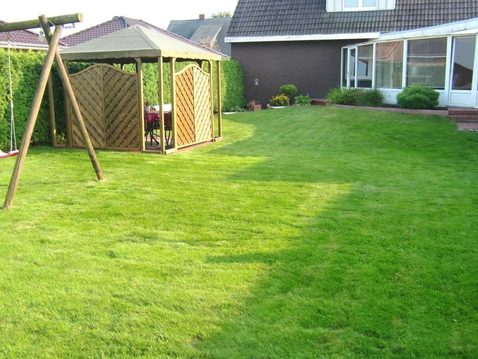 Ferienvilla mit Garten, Grill und Terrasse-Dehors