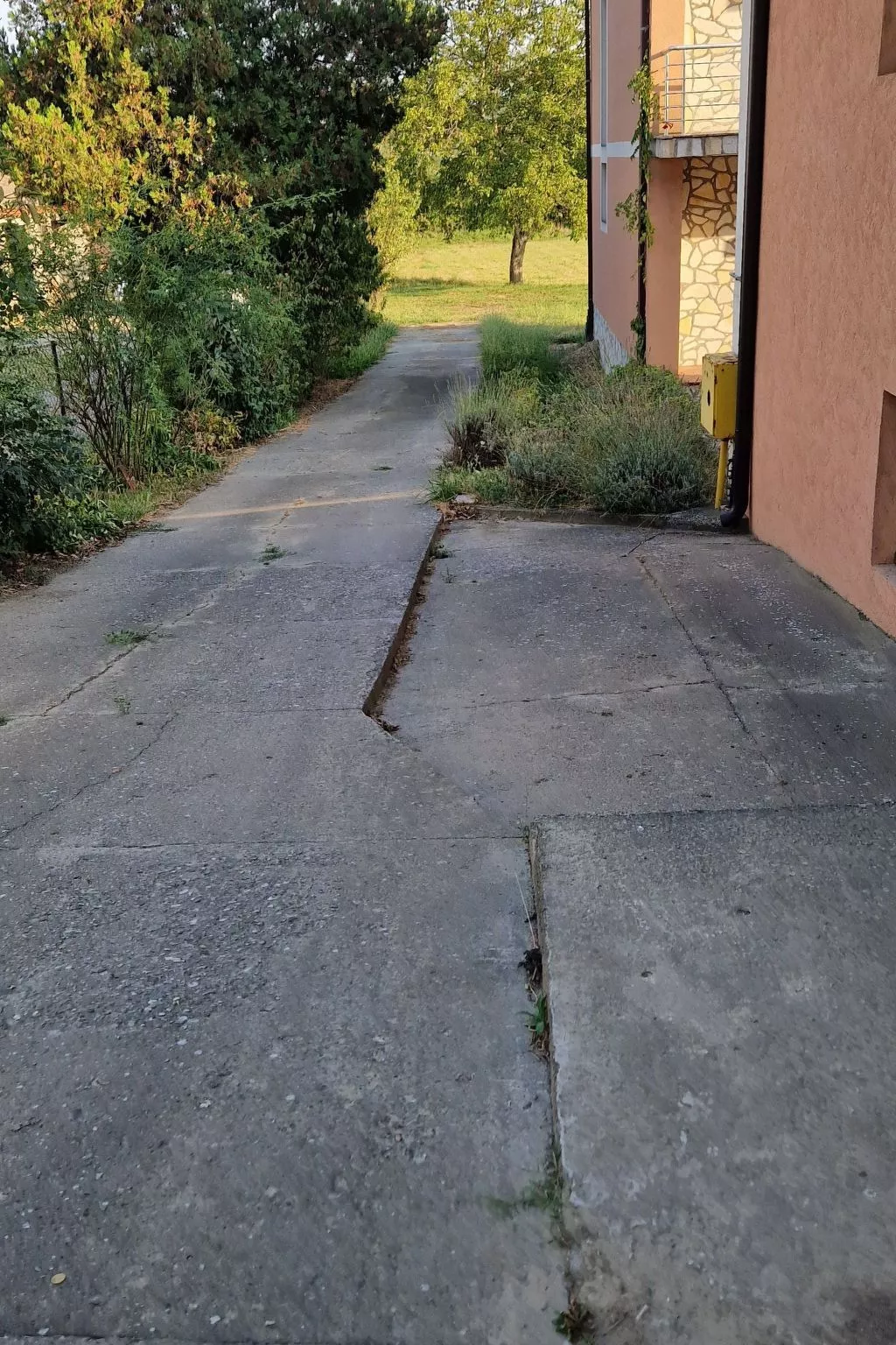 Schöne große Villa Vrcin - Draußen