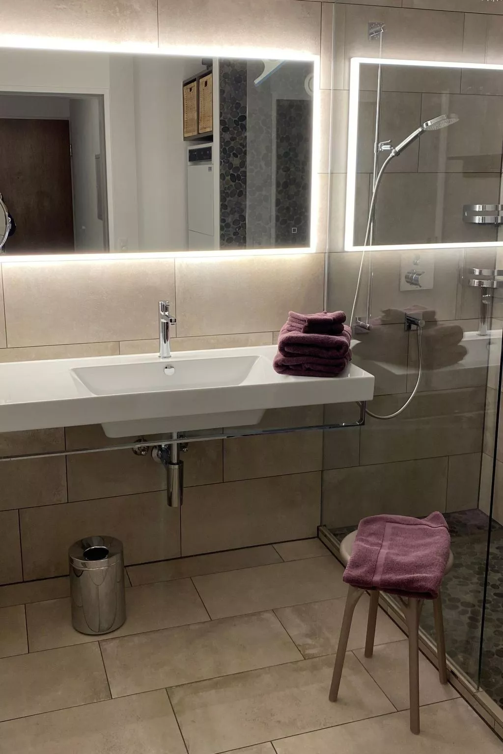 Apartment 360-Dedans