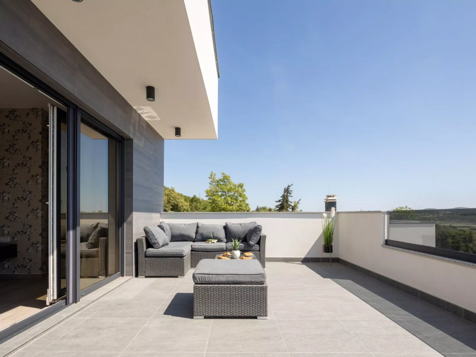 Villa Bura mit Pool und tollem Ausblick-Dedans