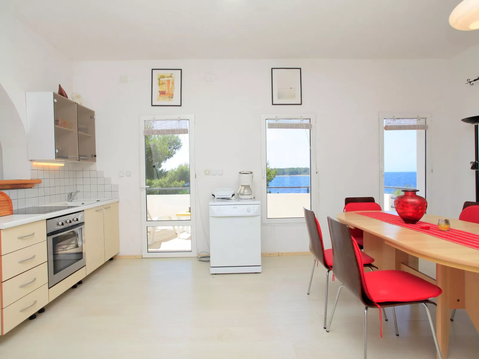 Ferienapartment für sechs Personen-Drinnen