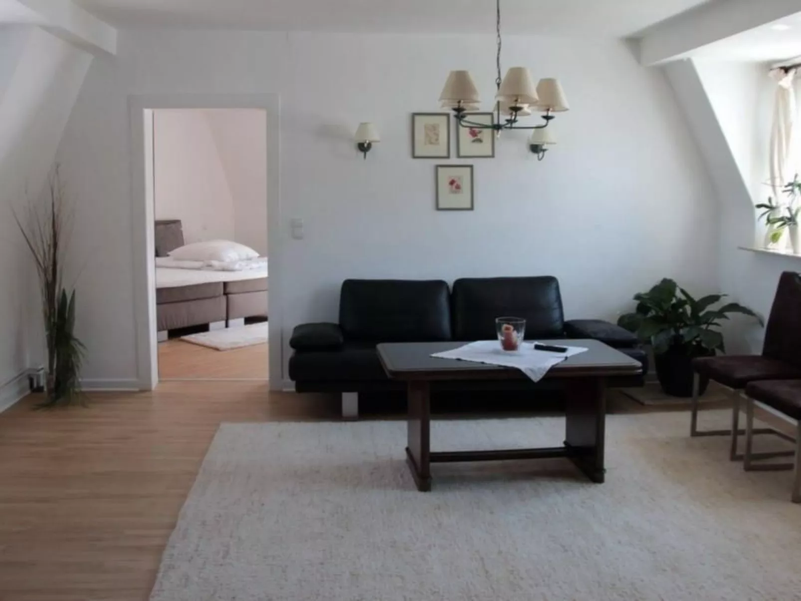 Goldbergvilla 7-9 P.-Dedans