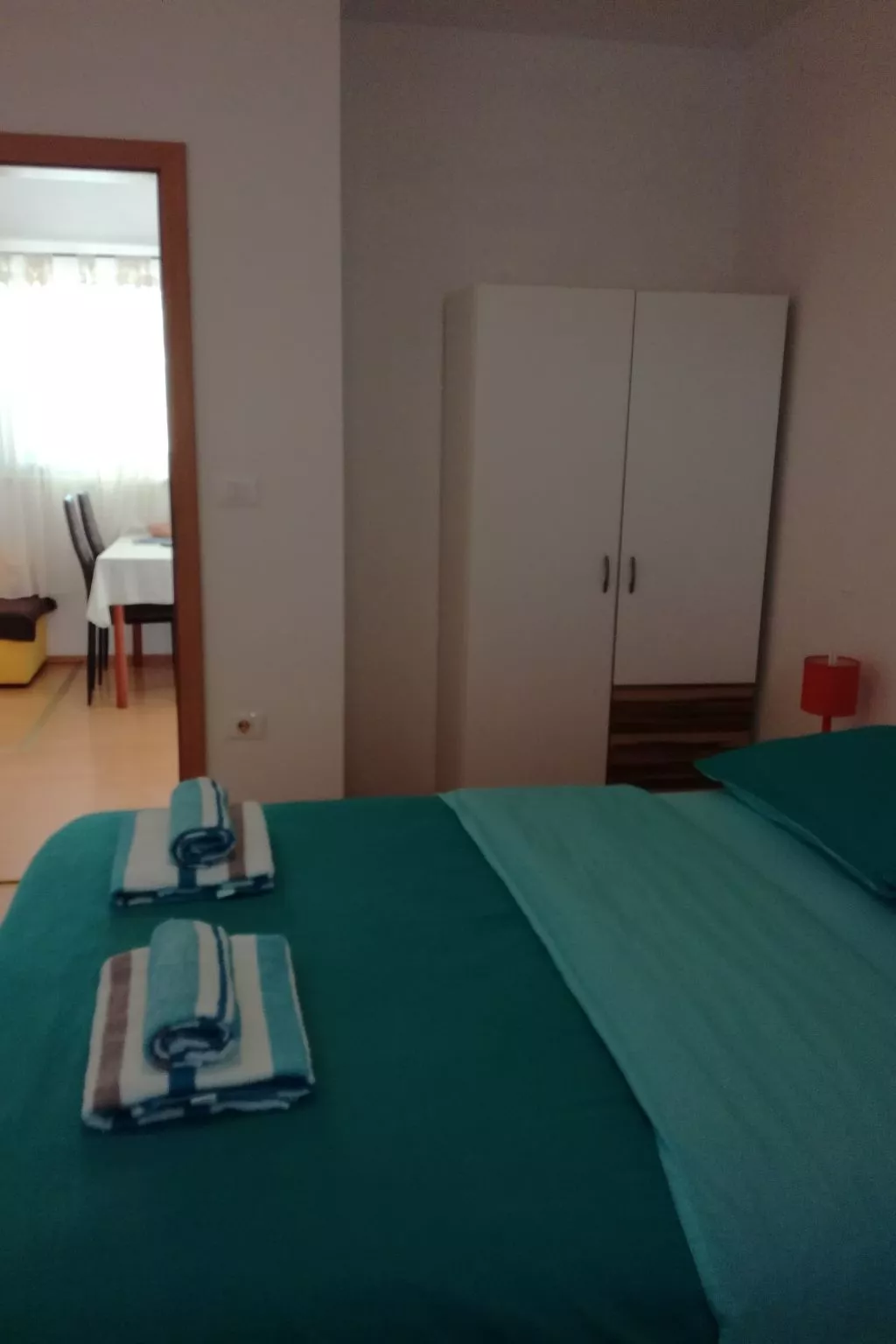 Appartement mit Balkon-Drinnen