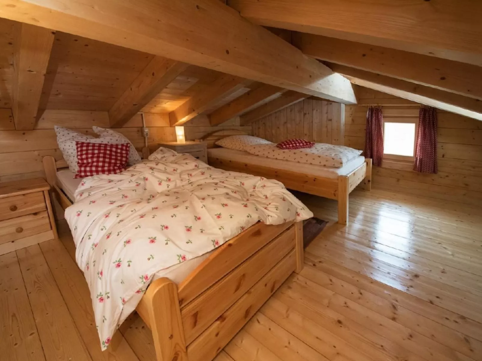 Pfenniggeiger- Hütte-Dedans