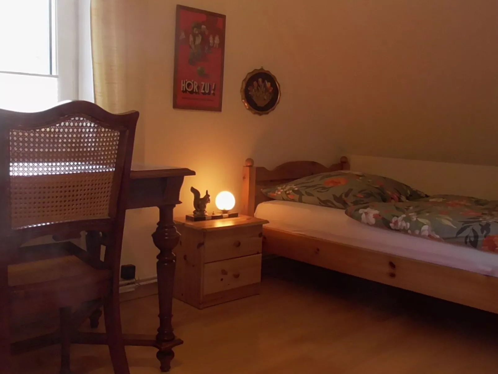 Mit überdachter Terrasse und Carport-Drinnen