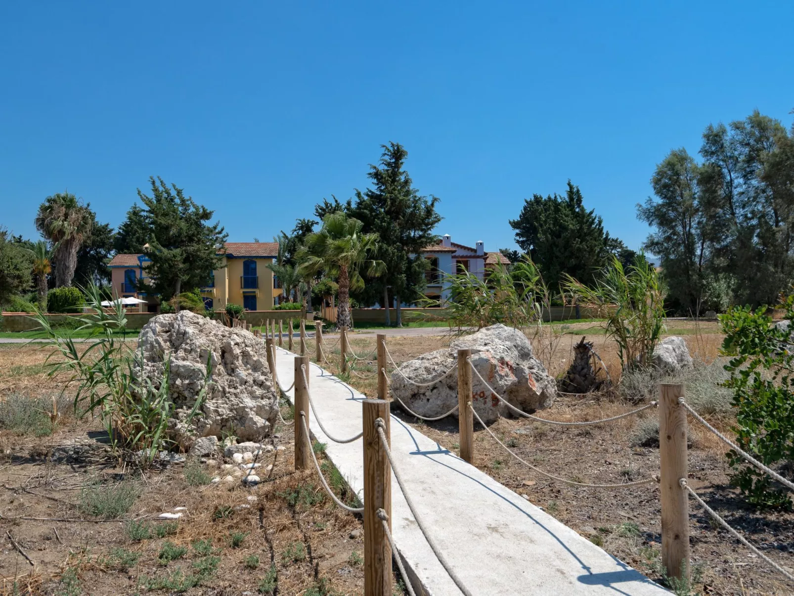 Schönes Ferienhaus mit Balkon in Polis Chrysochous-Outside