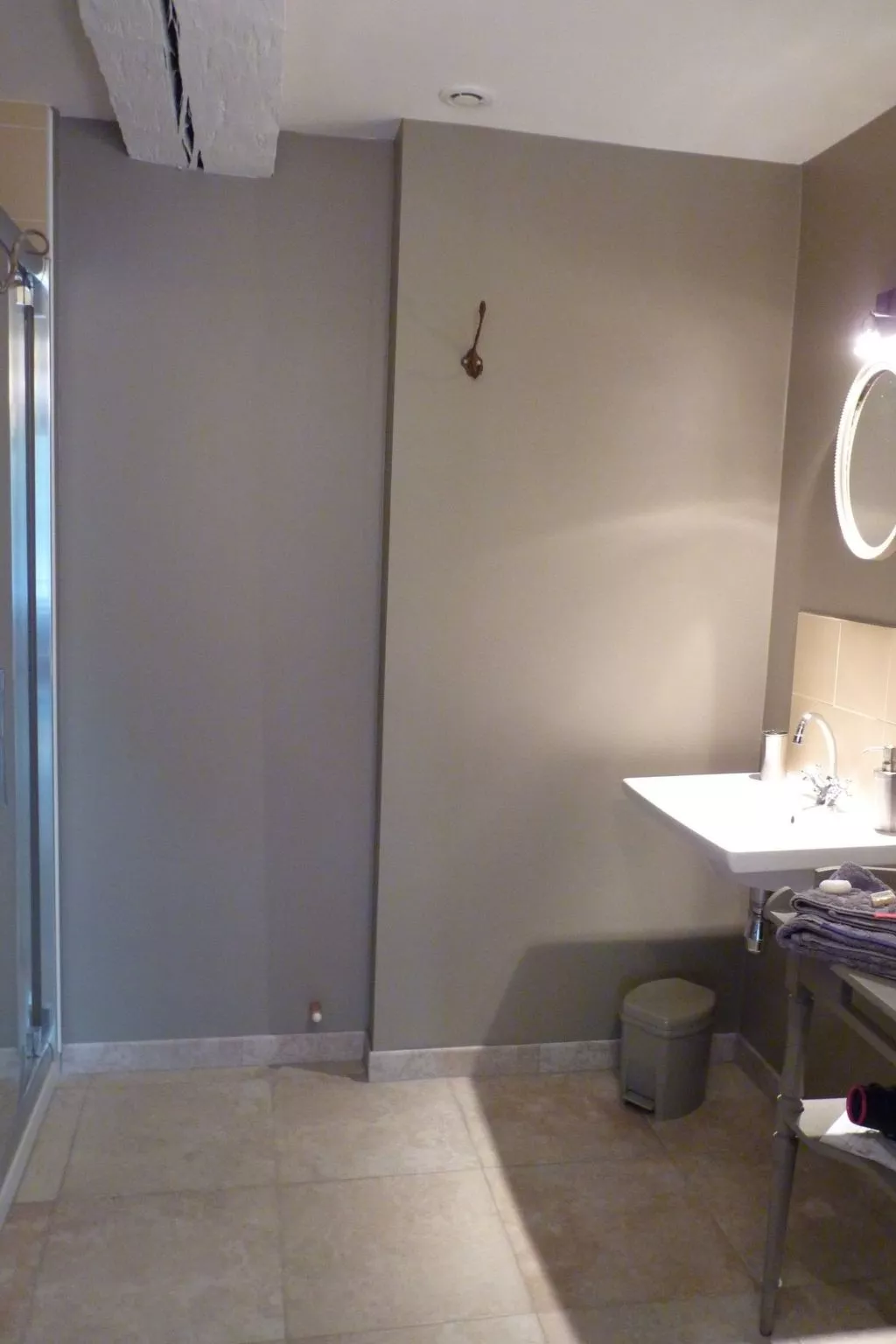 Manoir du Vaugarny in Saint-Étienne-en-Coglès-Inside