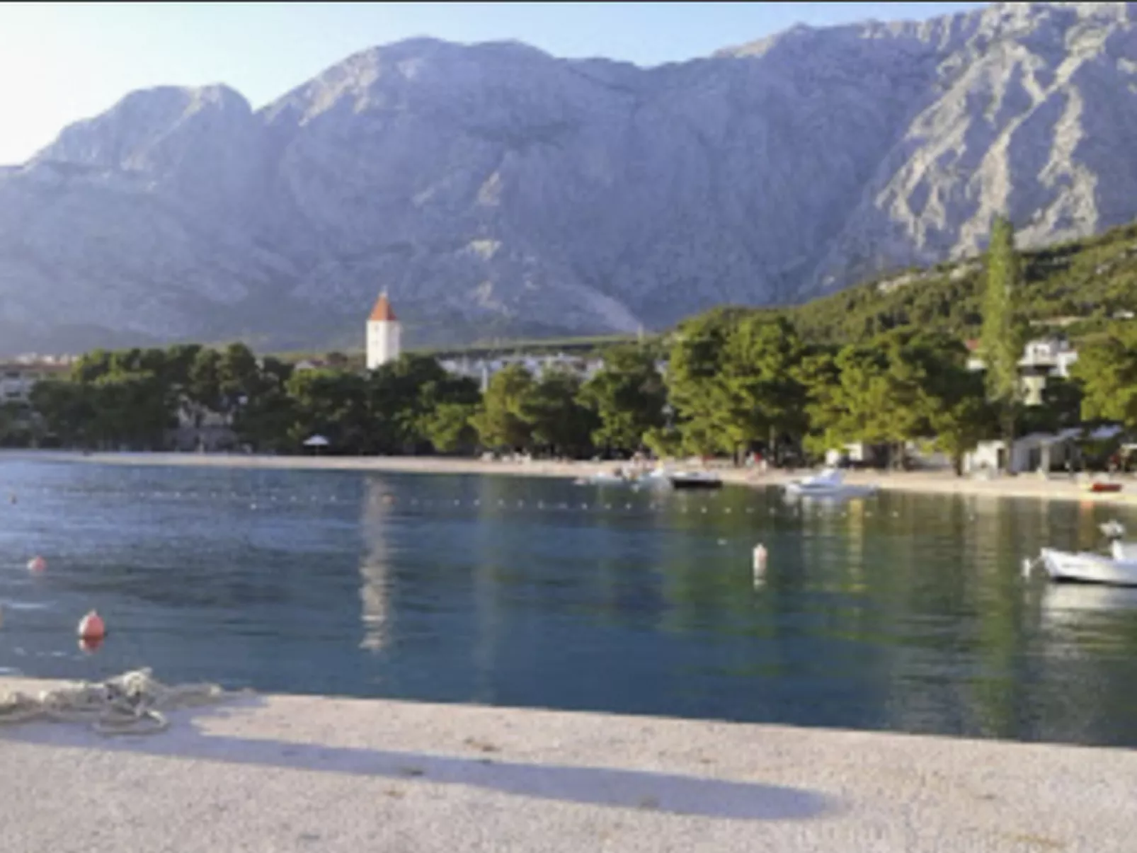 Weiße Idylle auf dem blauen Meer-Image-tags.info