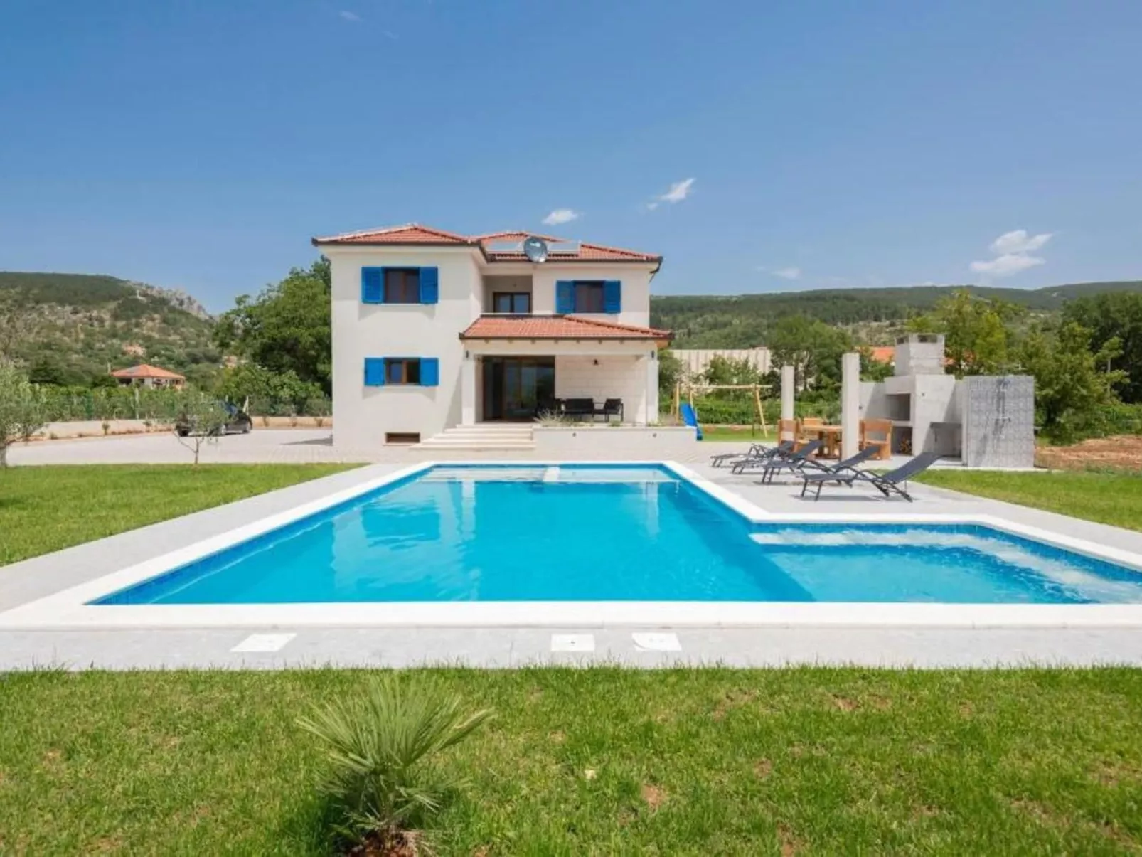 Villa Modriola - Image-tags.info