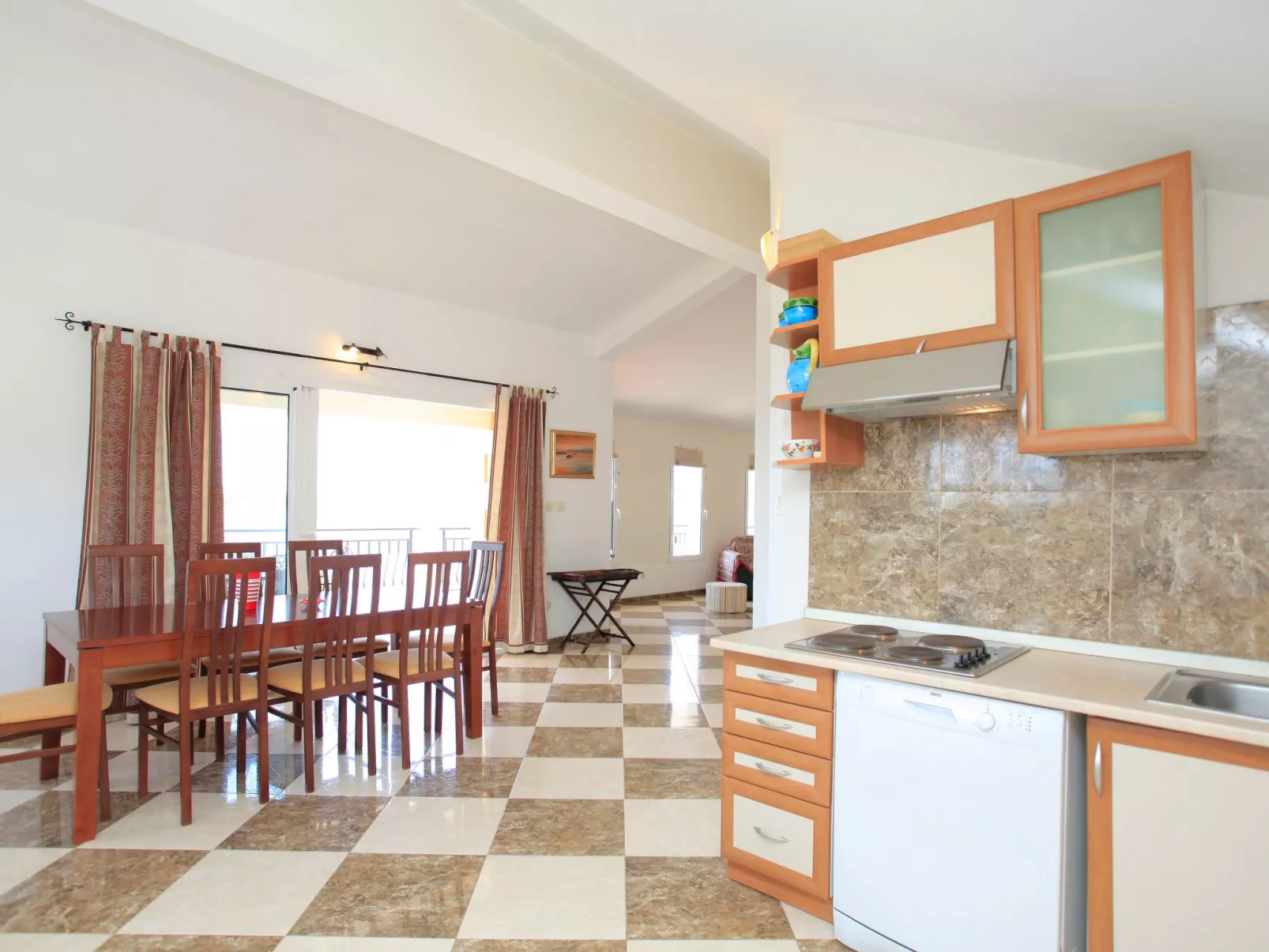 Ferienapartment für vier Personen-Drinnen