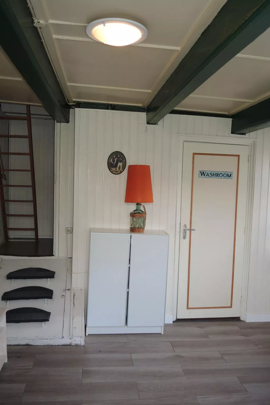 Charmantes Ferienhaus in Gapinge mit Großem Garten-Drinnen