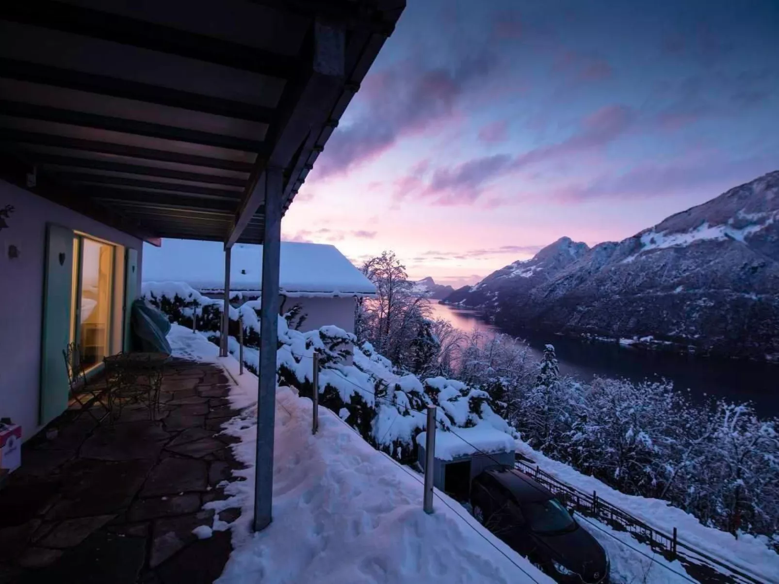 Wunderschönes Luxus-Chalet mit Seesicht-Dehors