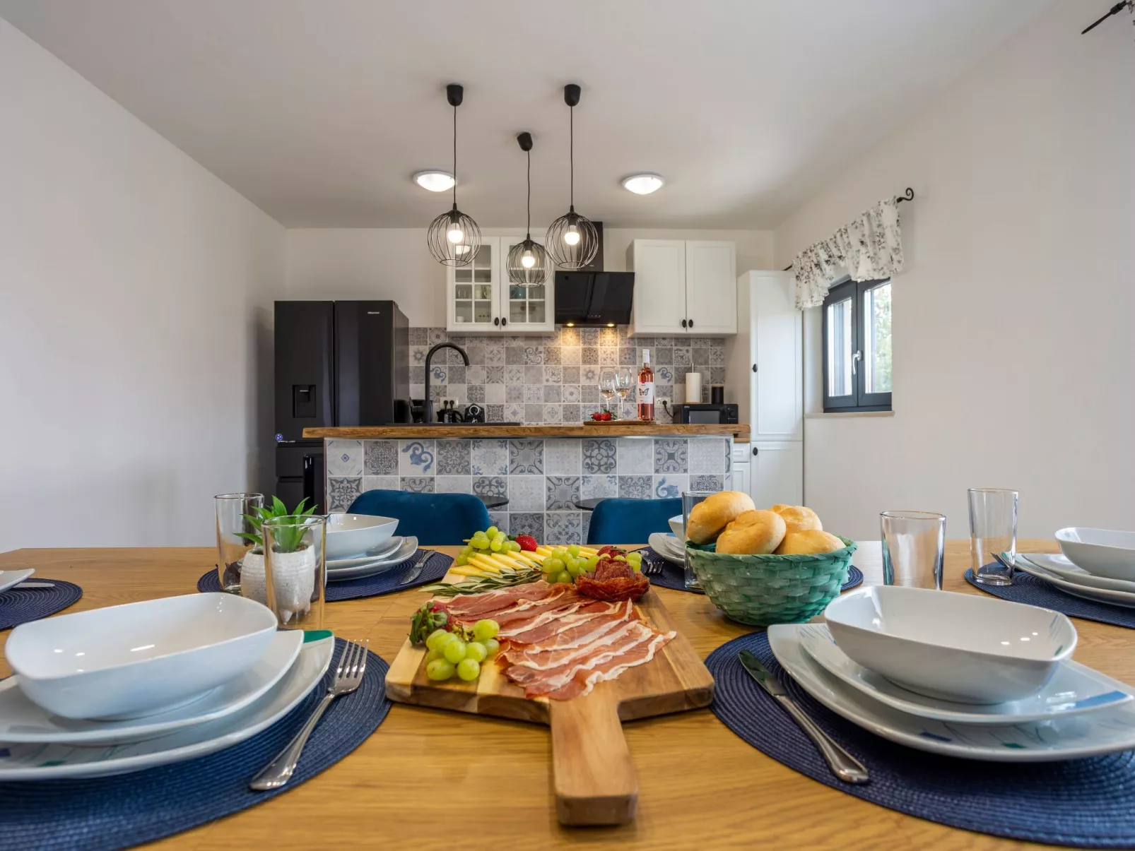 Schönes Ferienhaus in Modrusani mit Großem Garten-Drinnen