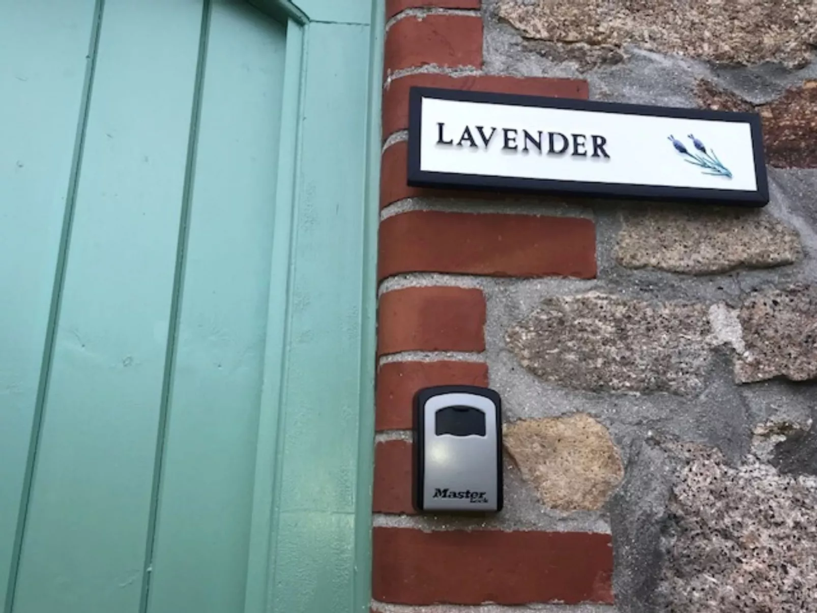 Idyllisches,haustierfreundliches Landhaus Lavender-Outside