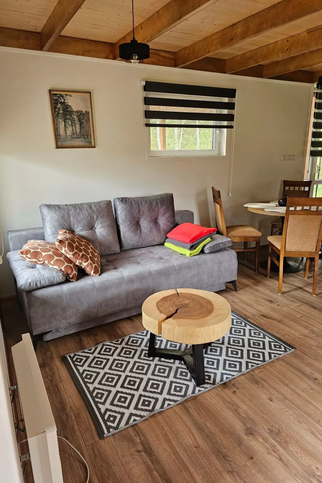 "Brown House" mit eigener Terrasse-Inside