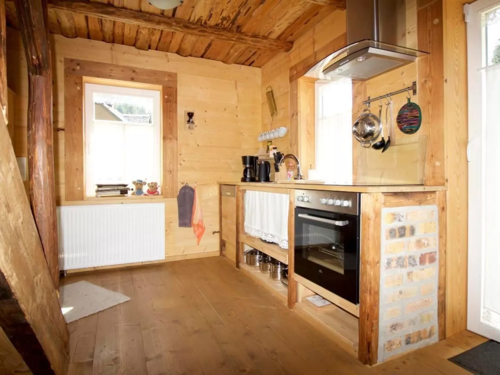 FH Anno Dazumal wie zu Oma's Zeiten-Drinnen