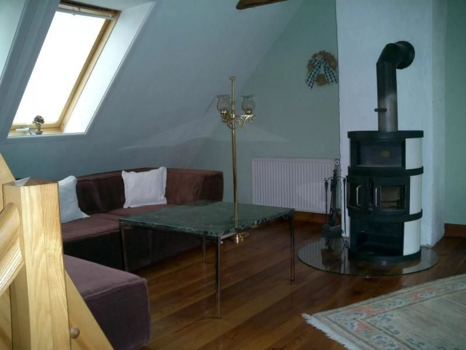 In ehemaliger Dorfschule am Dorfrand-Drinnen