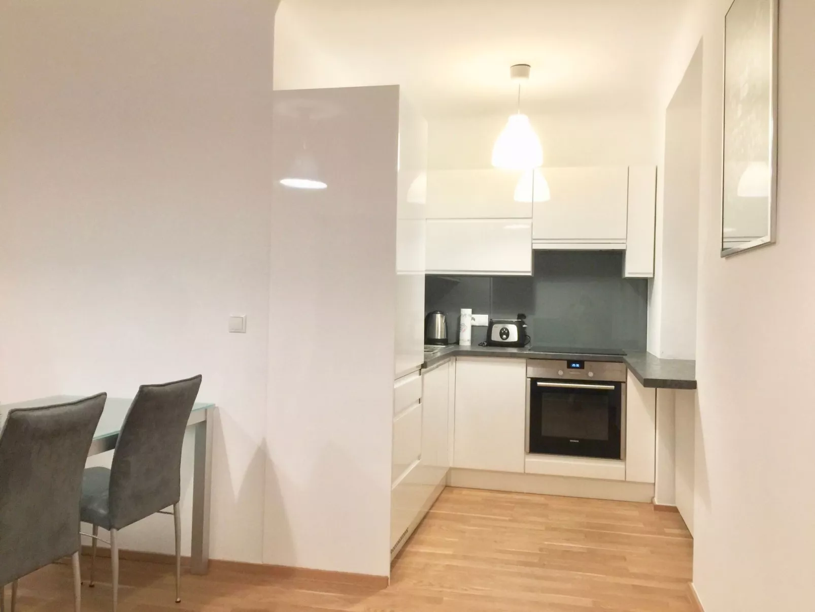 Business Apartment-Inside