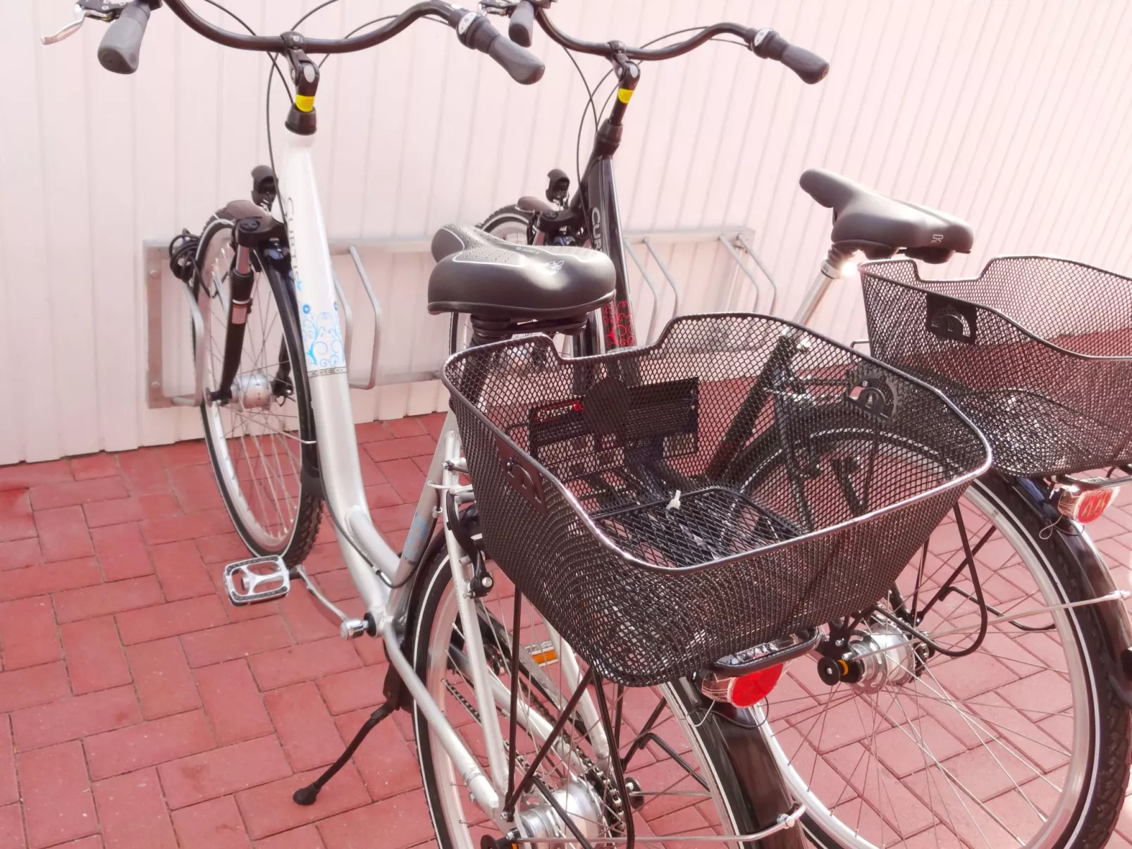 Appartement mit Grill, Garten und Terrasse-Outside