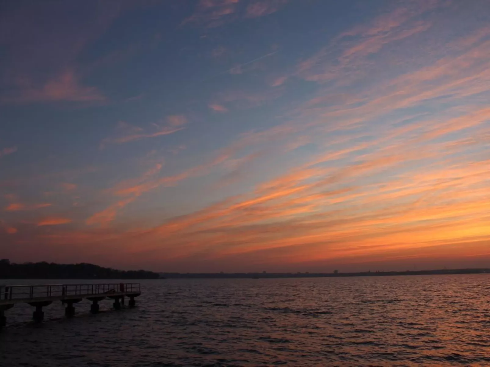 Appartement mit Garten, Grill und Terrasse-Draußen