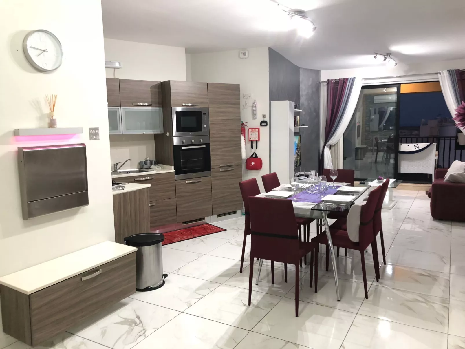 Gemütliche Ferienwohnung mit Meerblick-Inside