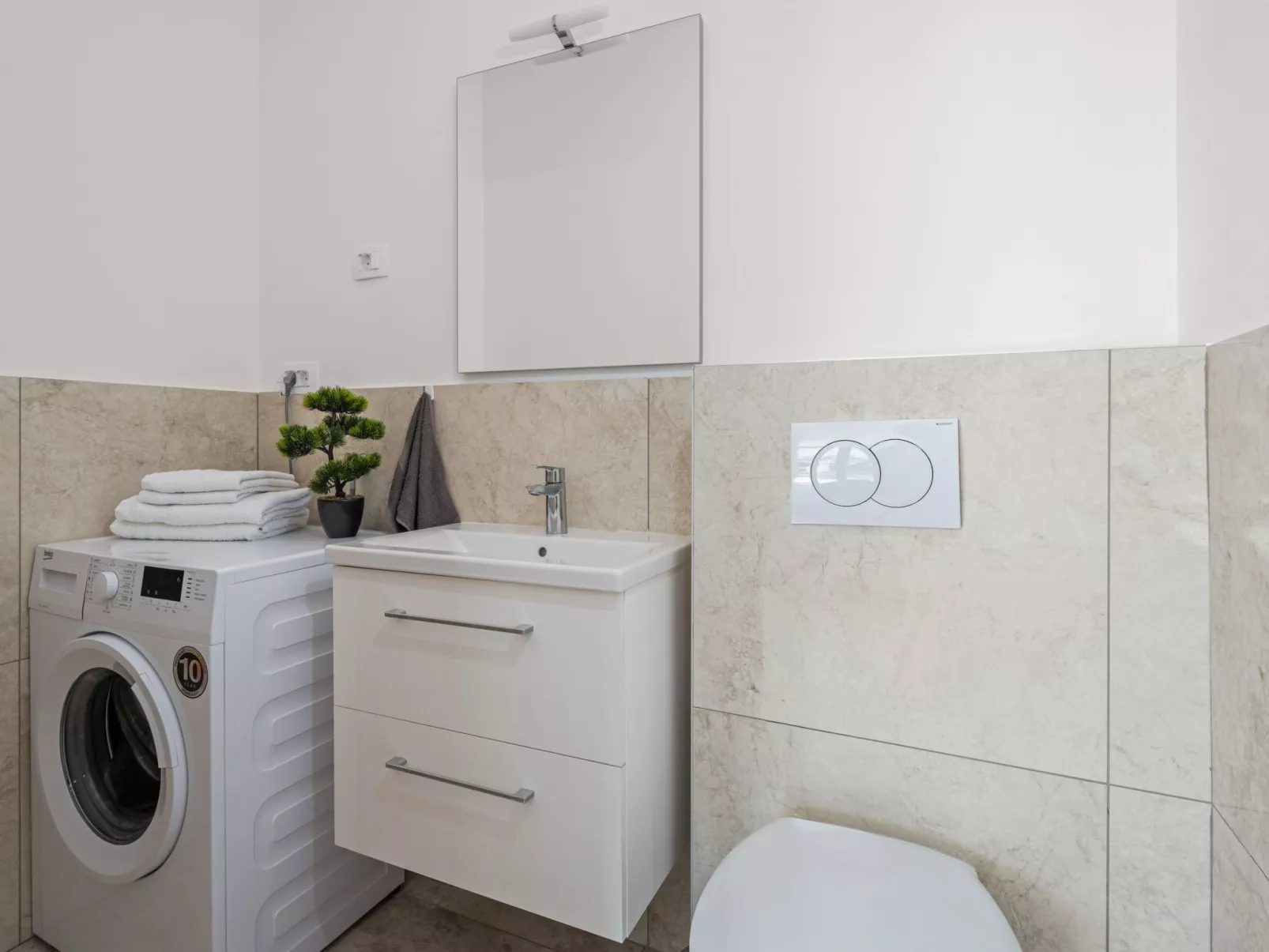 Sunset Villa B-Dedans