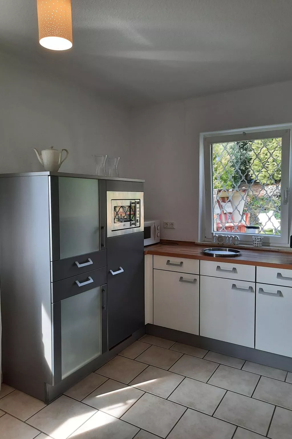 Idyll mit Loggia und Garten-Drinnen