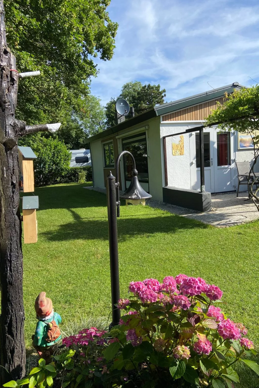 Kleines Haus mit Garten, direkt hinter dem Deich-Outside