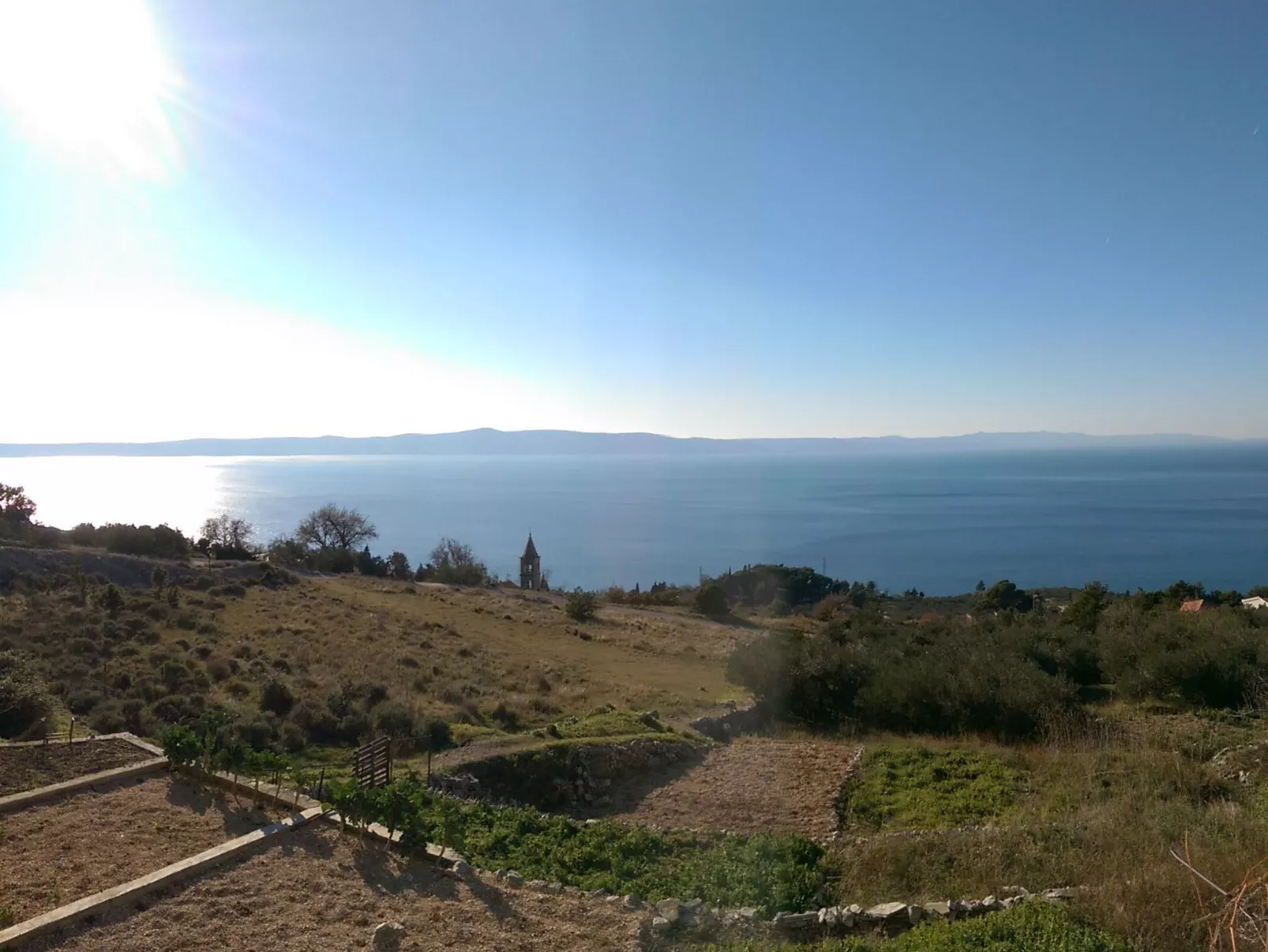 Anwesen mit Blick auf das Wasser-Draußen
