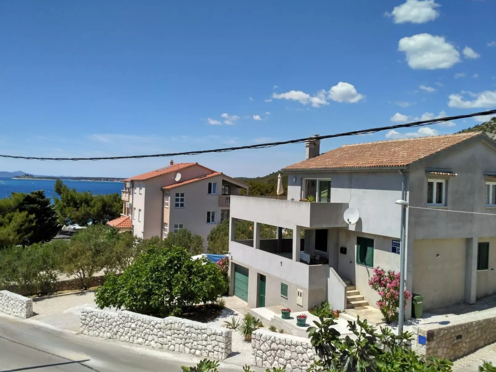 Mit Wasserblick-Outside