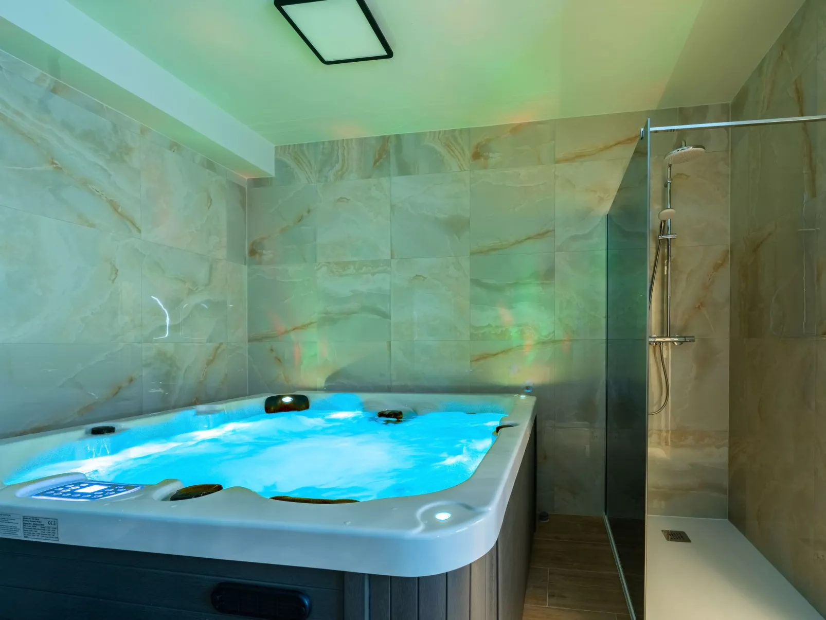 Stylisches Haus für 8 Personen und 4 Kinder-Inside