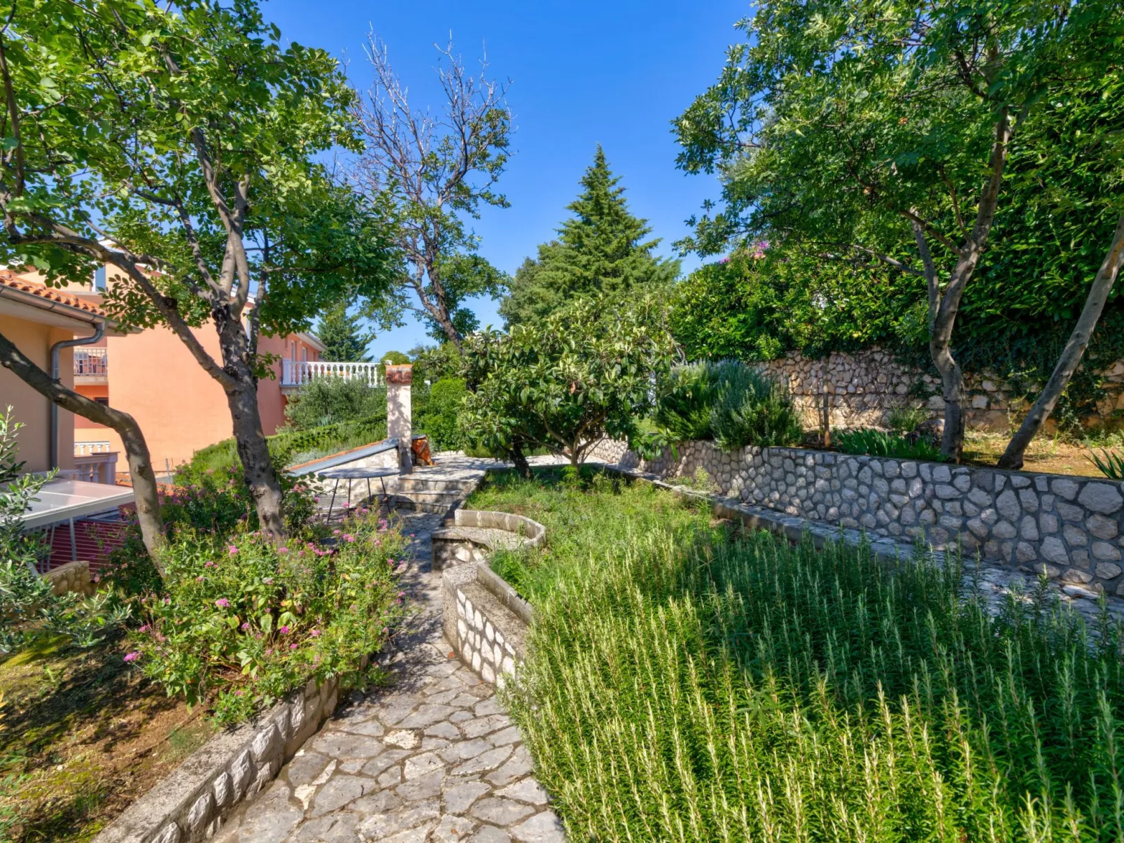 Wohnung für 6 Personen mit Panoramablick aufs Meer-Dehors