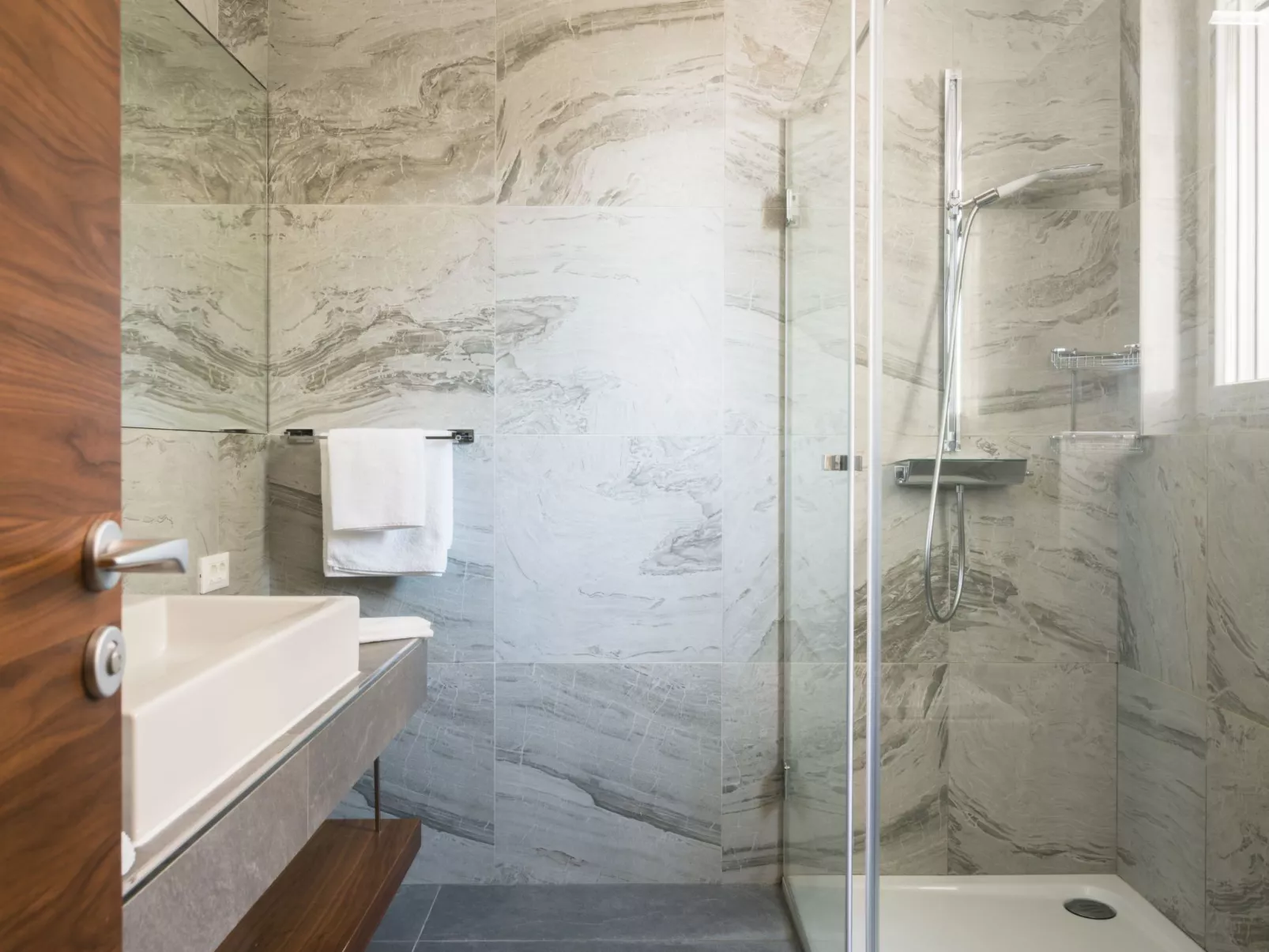 Villa by the Sea-Drinnen