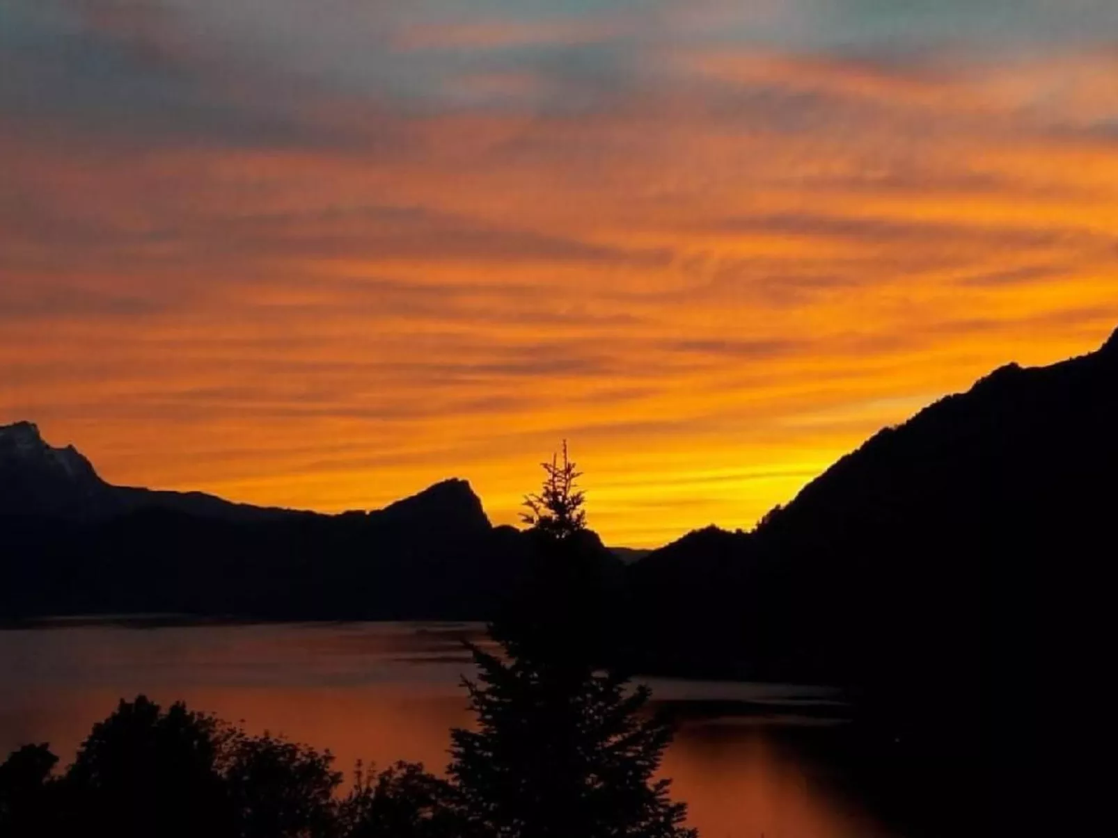 Villa Seelisberg mit Jacuzzi und Panoramablick-Draußen