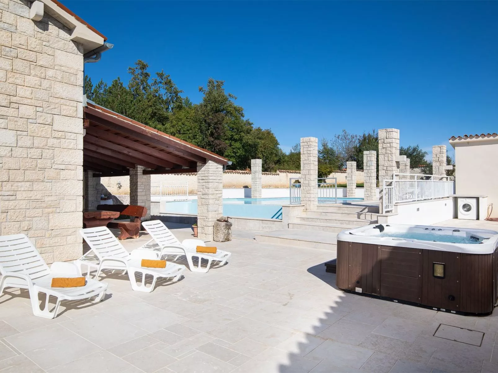 Für 6 Personen und 2 Kinder in Ružići bei Pazin, Istrien (Binnenland von Istrie-Outside