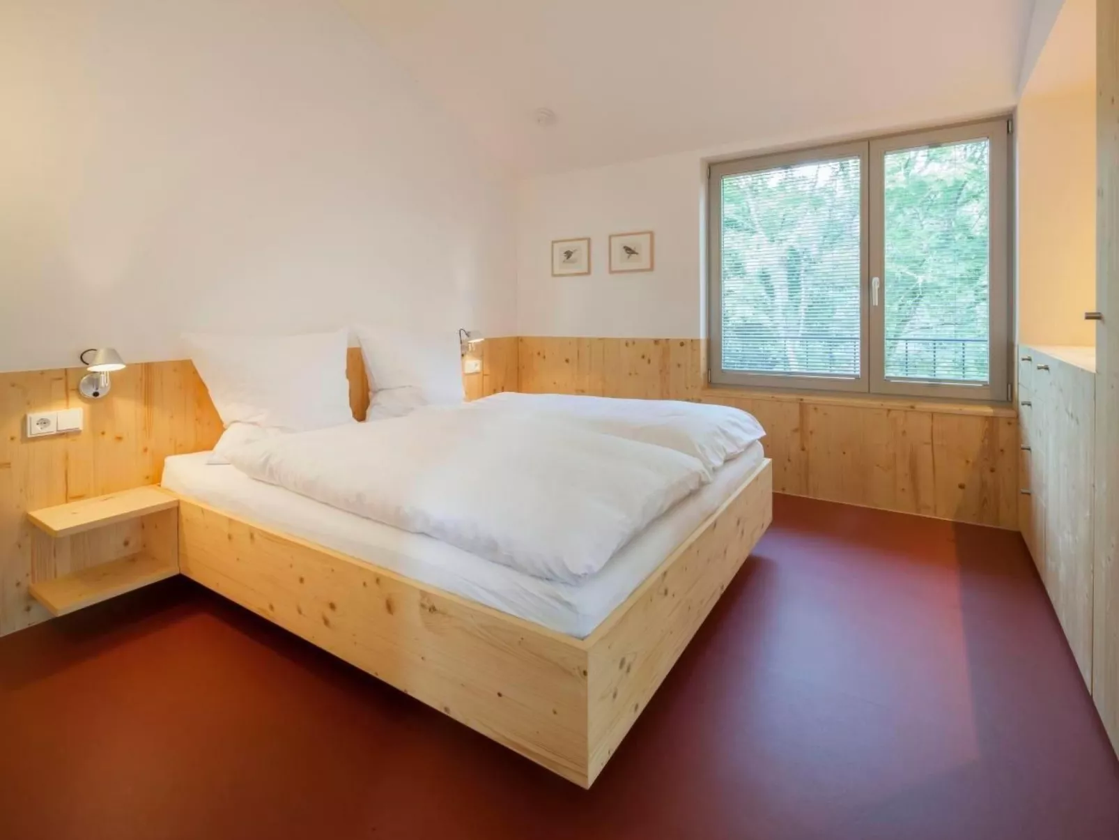 Moderner Holzhausneubau in der Eifel-Dedans