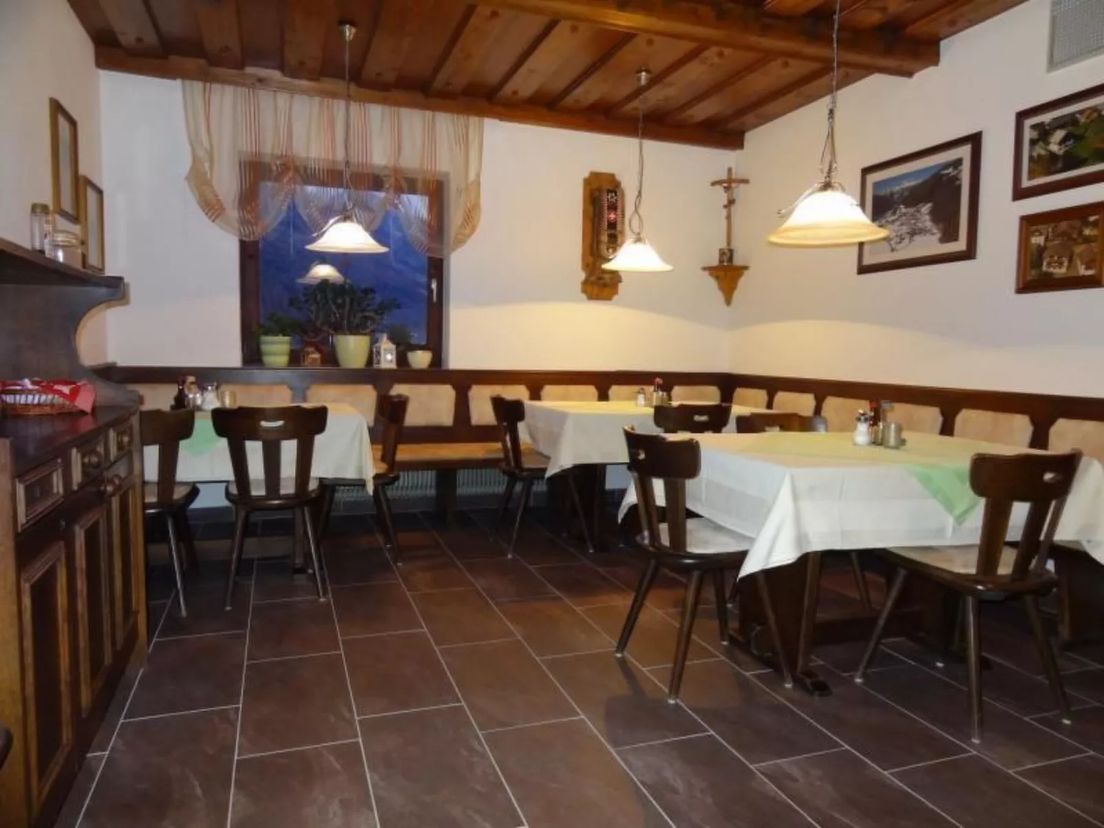 Zwischenberger-Inside