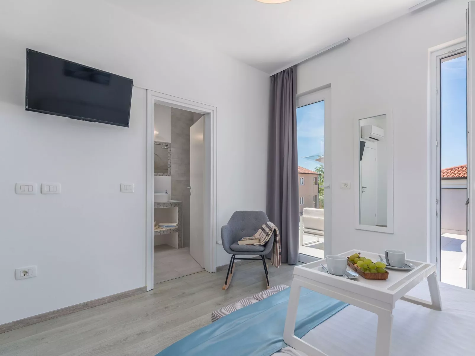 'Villa Selest' mit Wasserblick-Dedans