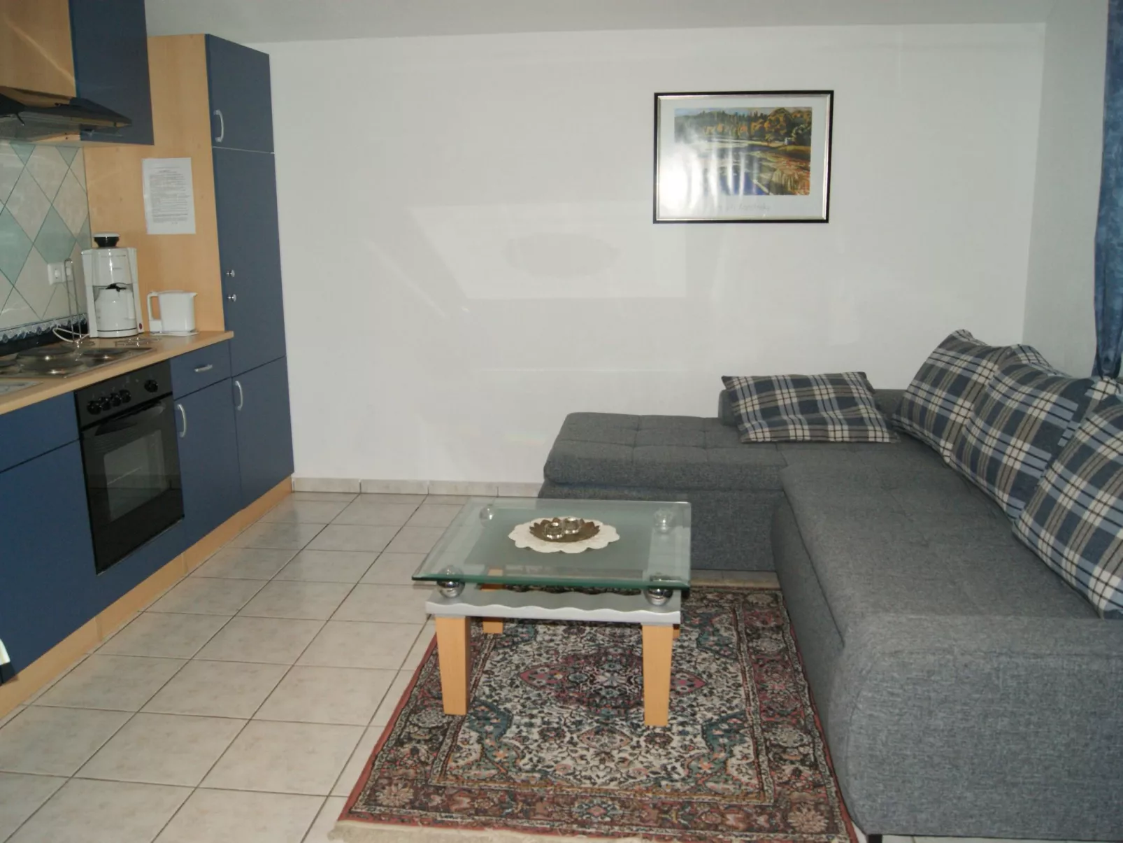 FeWo 2, mit 1. Schlafzimmer für 4. Personen mit Balkon im ersten Obergeschoss g-Inside