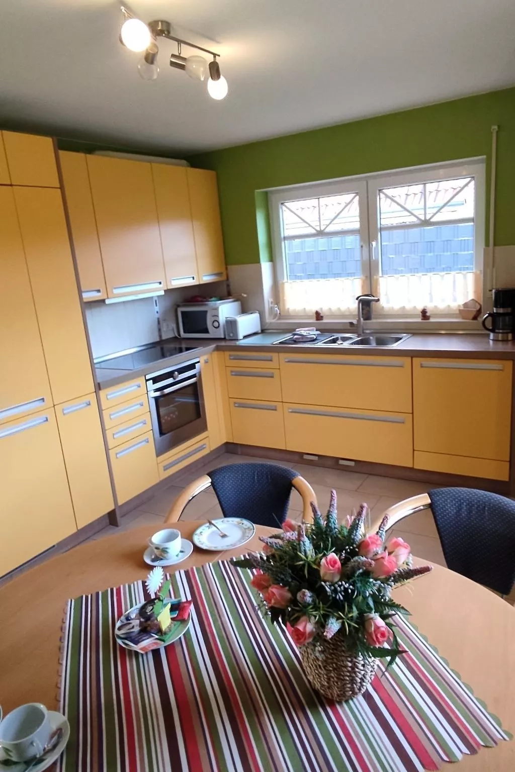 Haus am Kiessee - Mediterranes Flair mit Seeblick-Image-tags.info