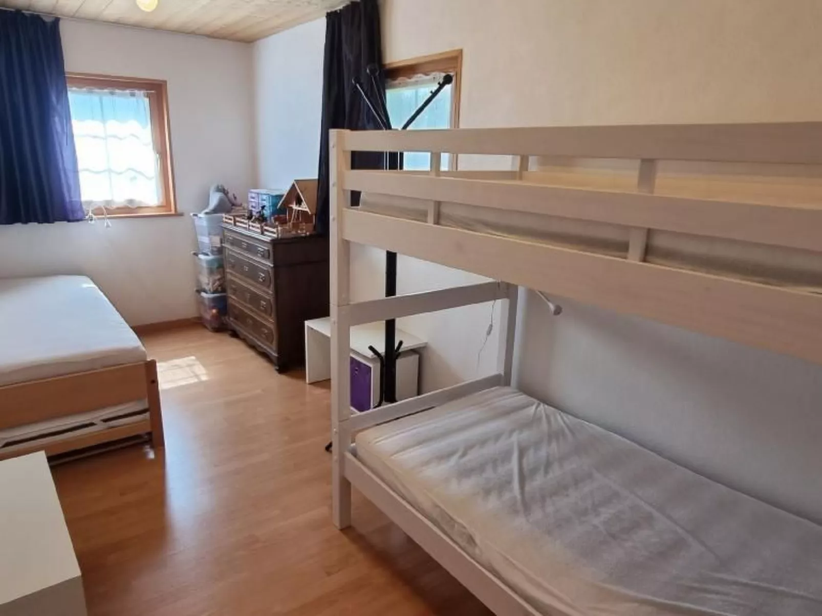 Tiererlebnishof Windegg-Drinnen