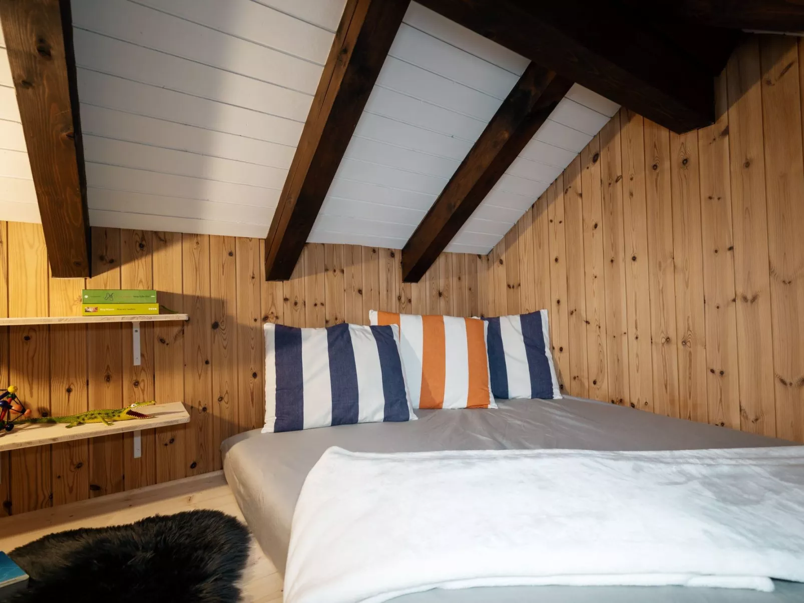 Apartment Ruestel-Image-tags.info