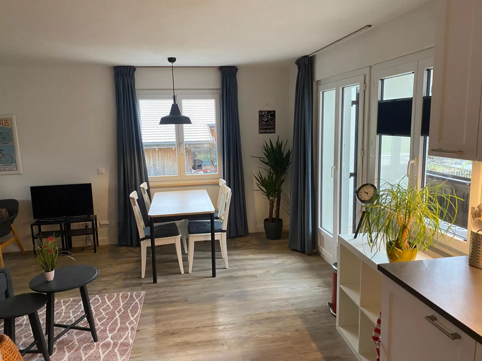 Spring Inn Studio-Inside